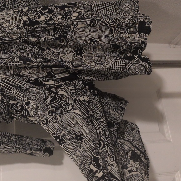 ✅Vintage Leslie Fay Romper Jumpsuit Shorts 1 Piece Black White Retro 6 Made USA - Picture 9 of 12